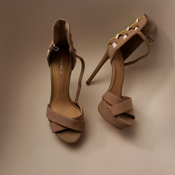 Gianni Bini heels - Picture 3 of 4